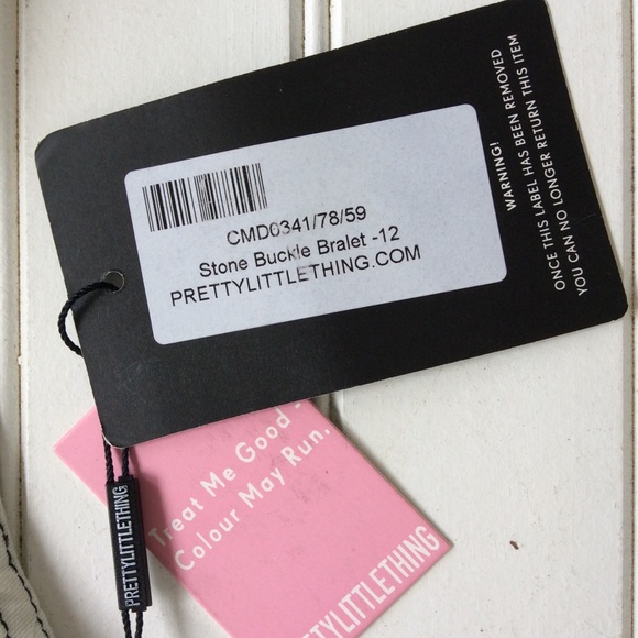 PrettyLittleThing Stone Buckle Bralette. - Picture 5 of 14